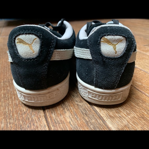 Black Puma Suede Classic (Men 8, Women 10) - Picture 6 of 7